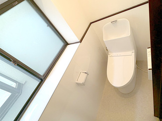 トイレリフォーム 機能性と清掃性を両立したトイレ